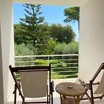 Domus Bed & Breakfast Terracina