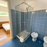 Domus Bed & Breakfast 3*